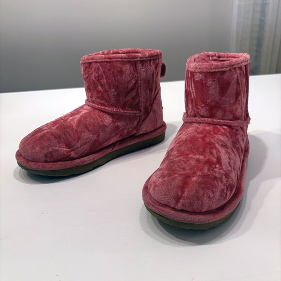 UGG Women's Classic Mini II Pink 3 Raspberry Wool Velvet Boots 1142070K Size 2 - Picture 3 of 9